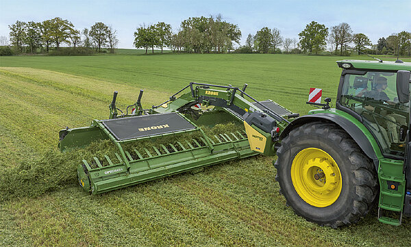 KRONE Swativo T 1040 PRO – développé pour une qualité de fourrage maximale