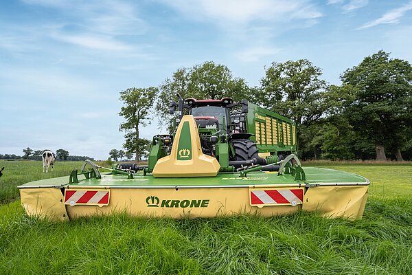 EasyCut F 400 et F 400 CV – Avec conditionneur CV ou vis d'andainage